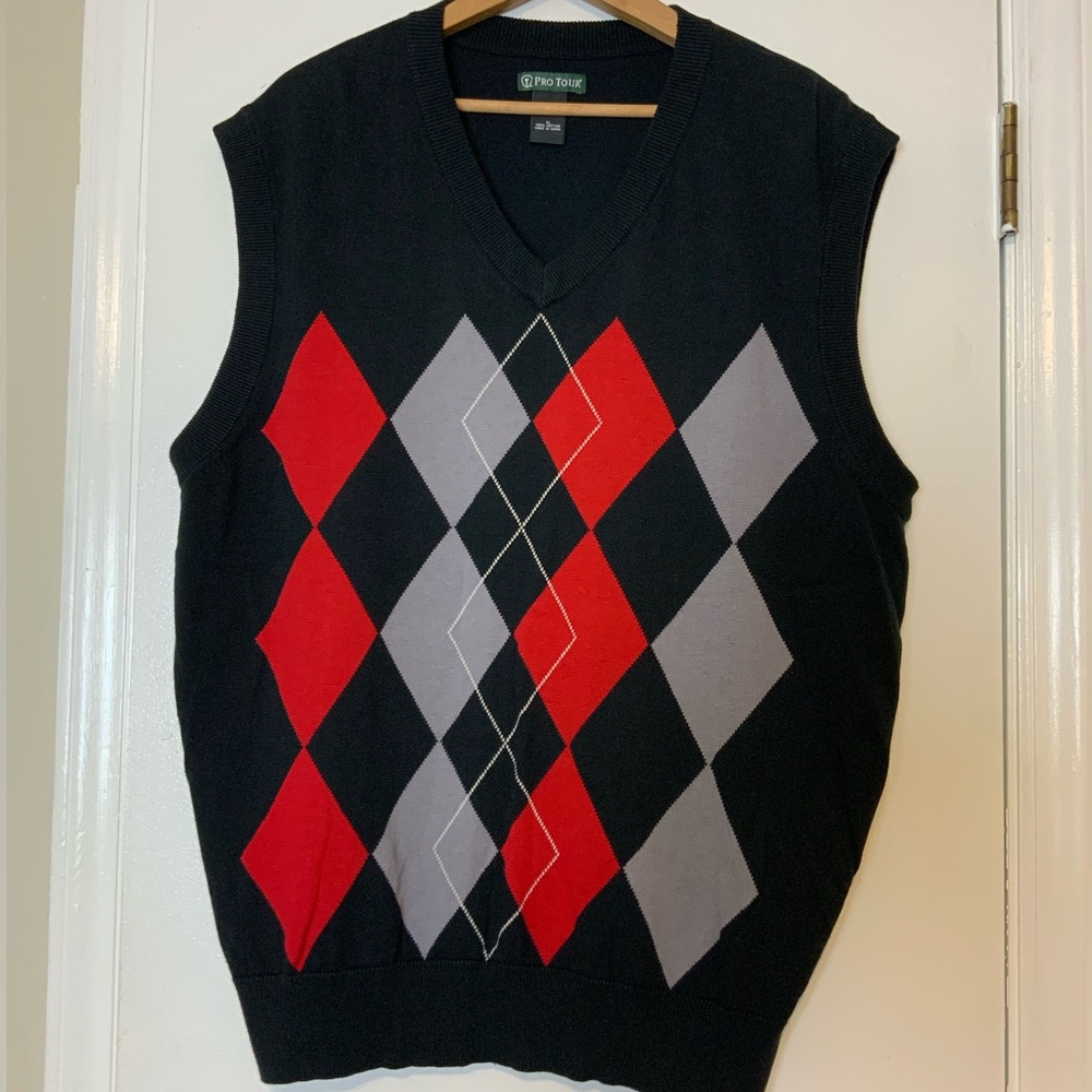 Like New Pro Tour Knit V-Neck Vest Black Red Gray Men’s Sweater